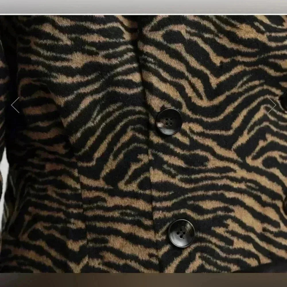 A. Peach Brushed Zebra Print Jacket. Size: Small - Picture 3 of 8